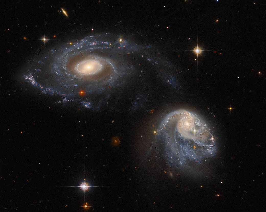 Nasas Hubble Telescope Captures Stunning View Of Two Interacting Galaxies 1716